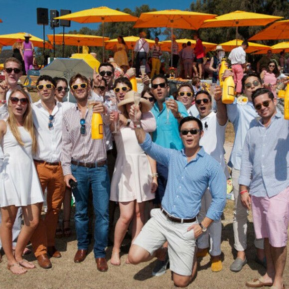 Veuve Cliquot Plastic Black Party Sunglasses x 2 - Picture 4 of 4